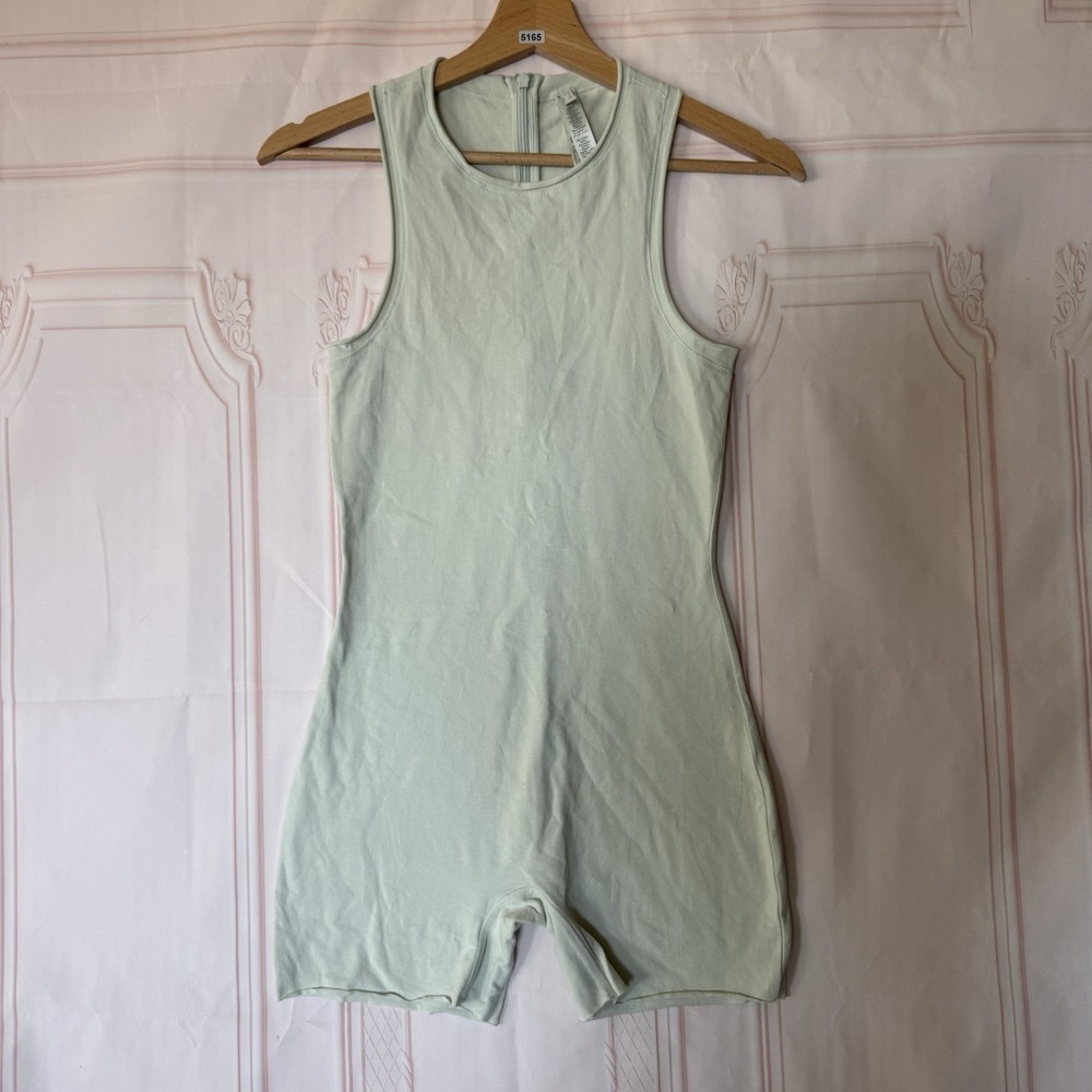 NWOT SKIMS Raw Edge Zippered Romper In Spearmint Size Small